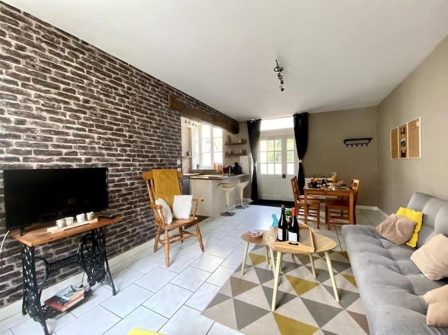 Appartamento Logis Du Parc By Melrose Bayeux Esterno foto